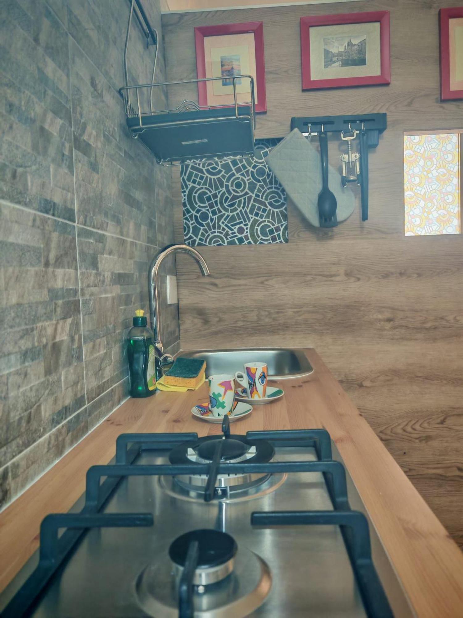 Casa Con Idromassaggio Metro C Alessandrino - San Giovanni E Trenino Laziali-termini -betti House Appartement